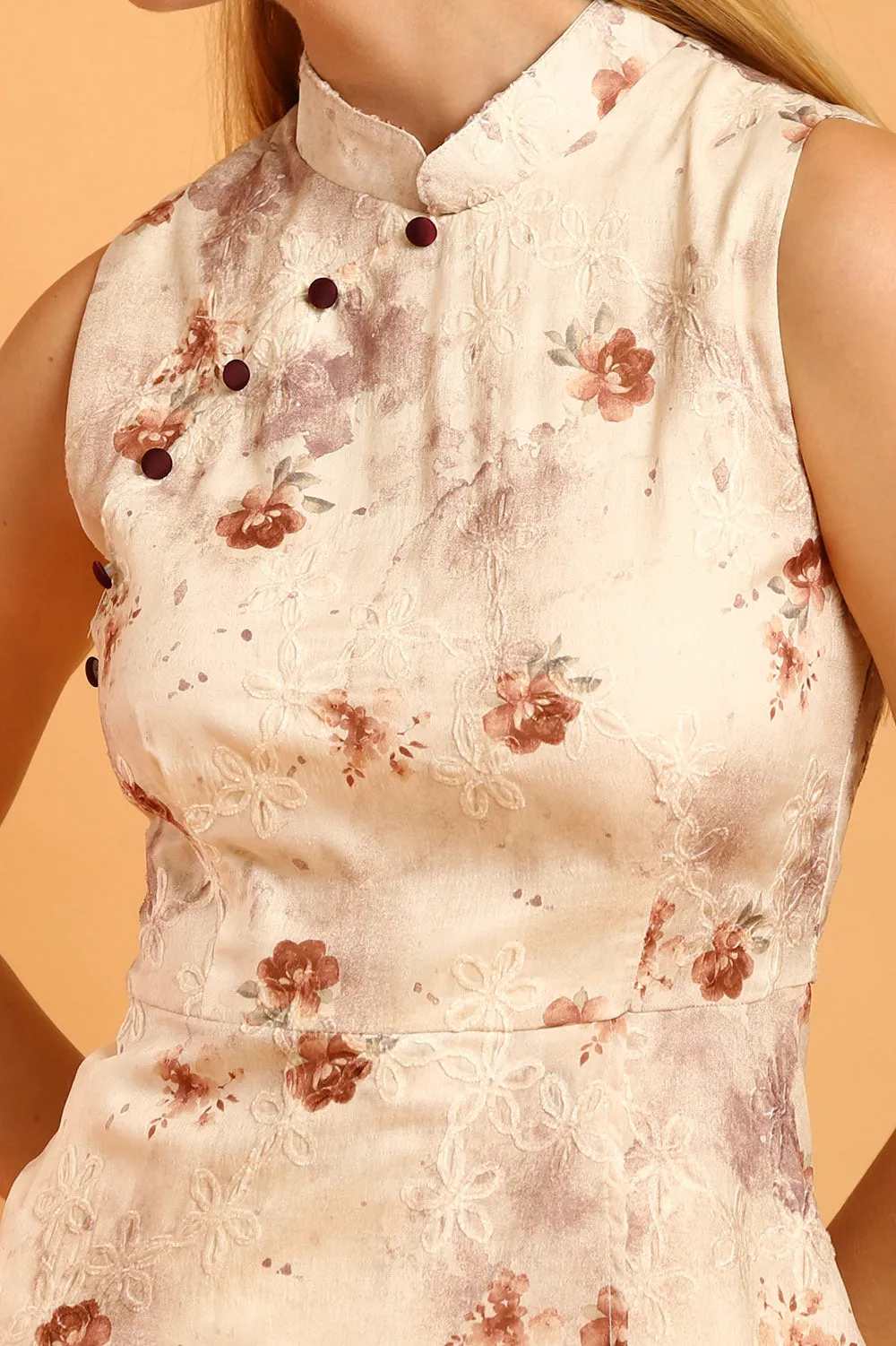 Gretal Cheongsam Top in Coffee