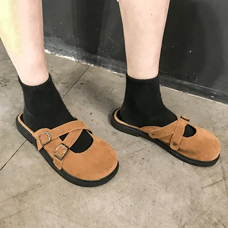 Grunge Closed Toe Soft Leather Cut Heel Sandals