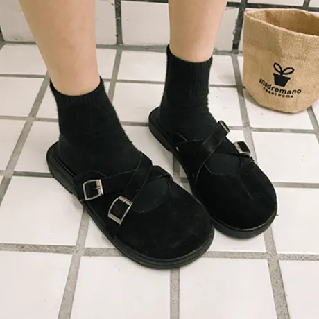 Grunge Closed Toe Soft Leather Cut Heel Sandals