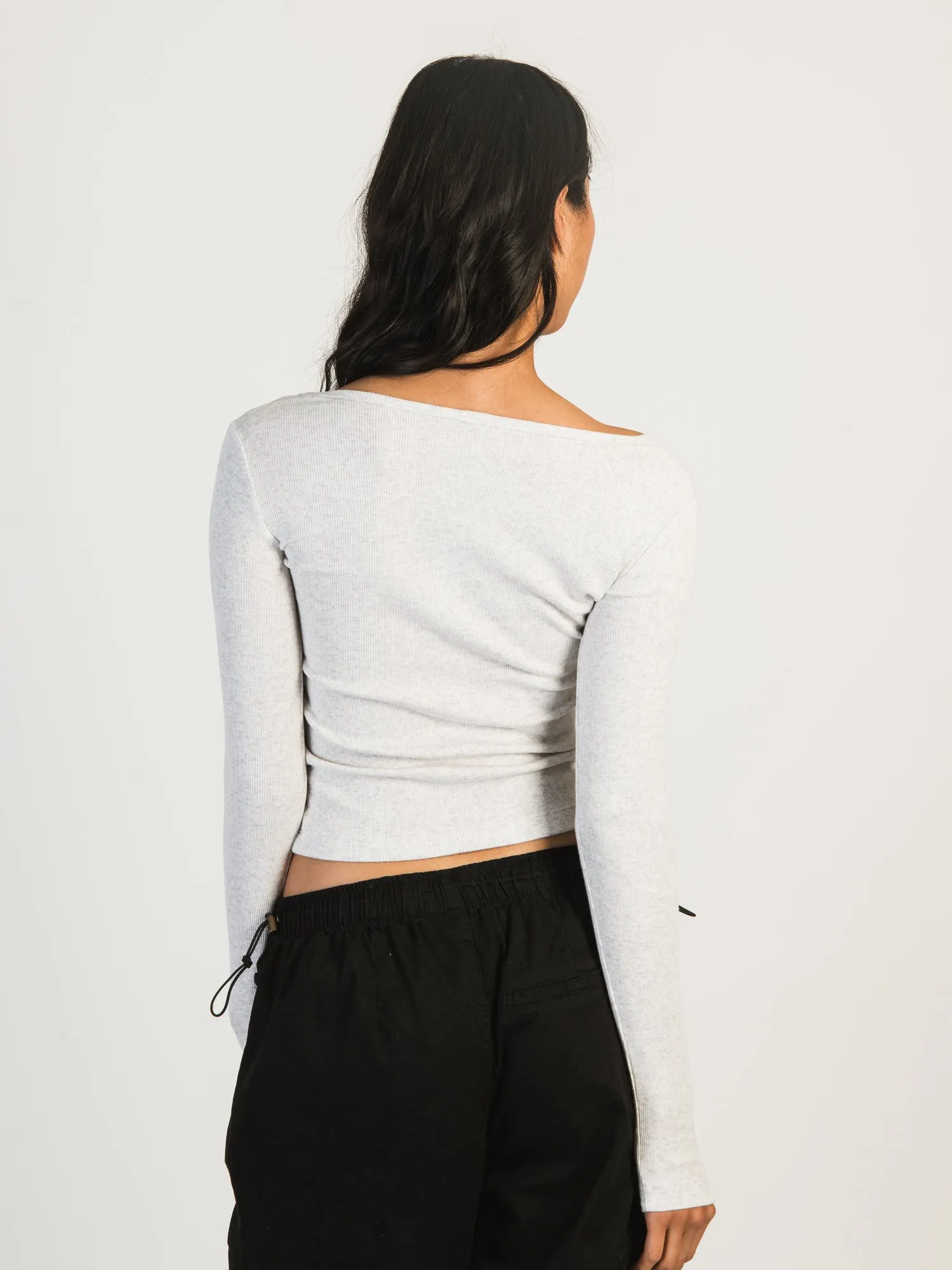 HARLOW DAPHNE LONG SLEEVE MELANGE HENLEY - CLOUD