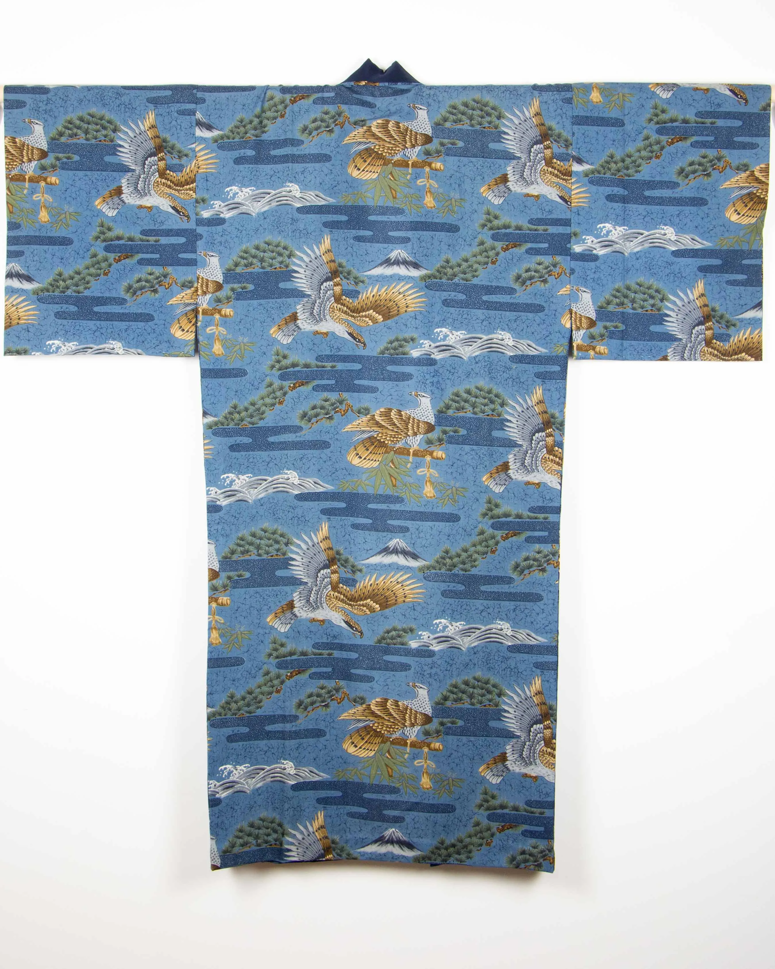 Hawk & Pine Juban
