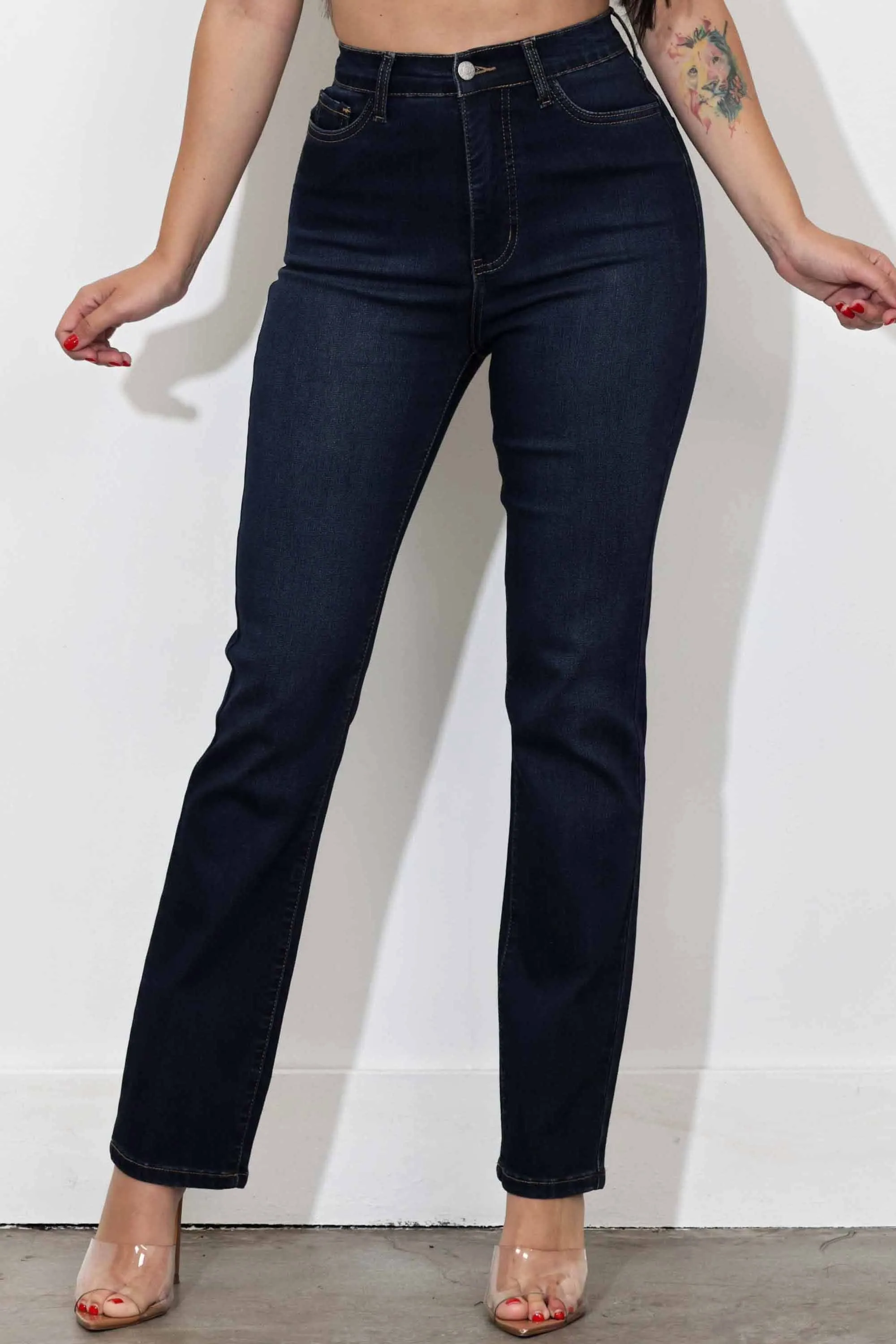 High-Rise Slim Straight With Shaper