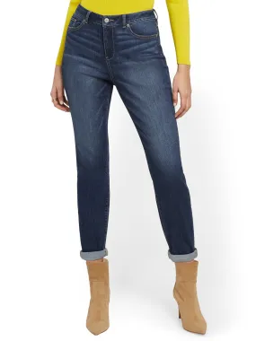 High-Waisted Curvy Boyfriend Jeans - Blue Oasis