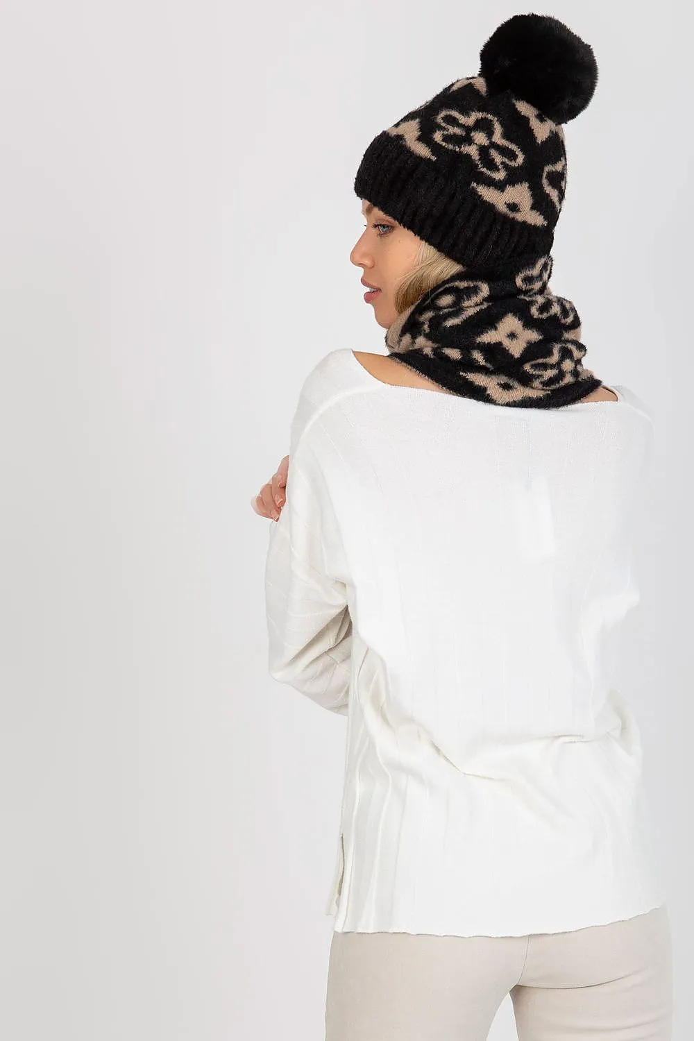 Infinity Scarf model 185922 AT