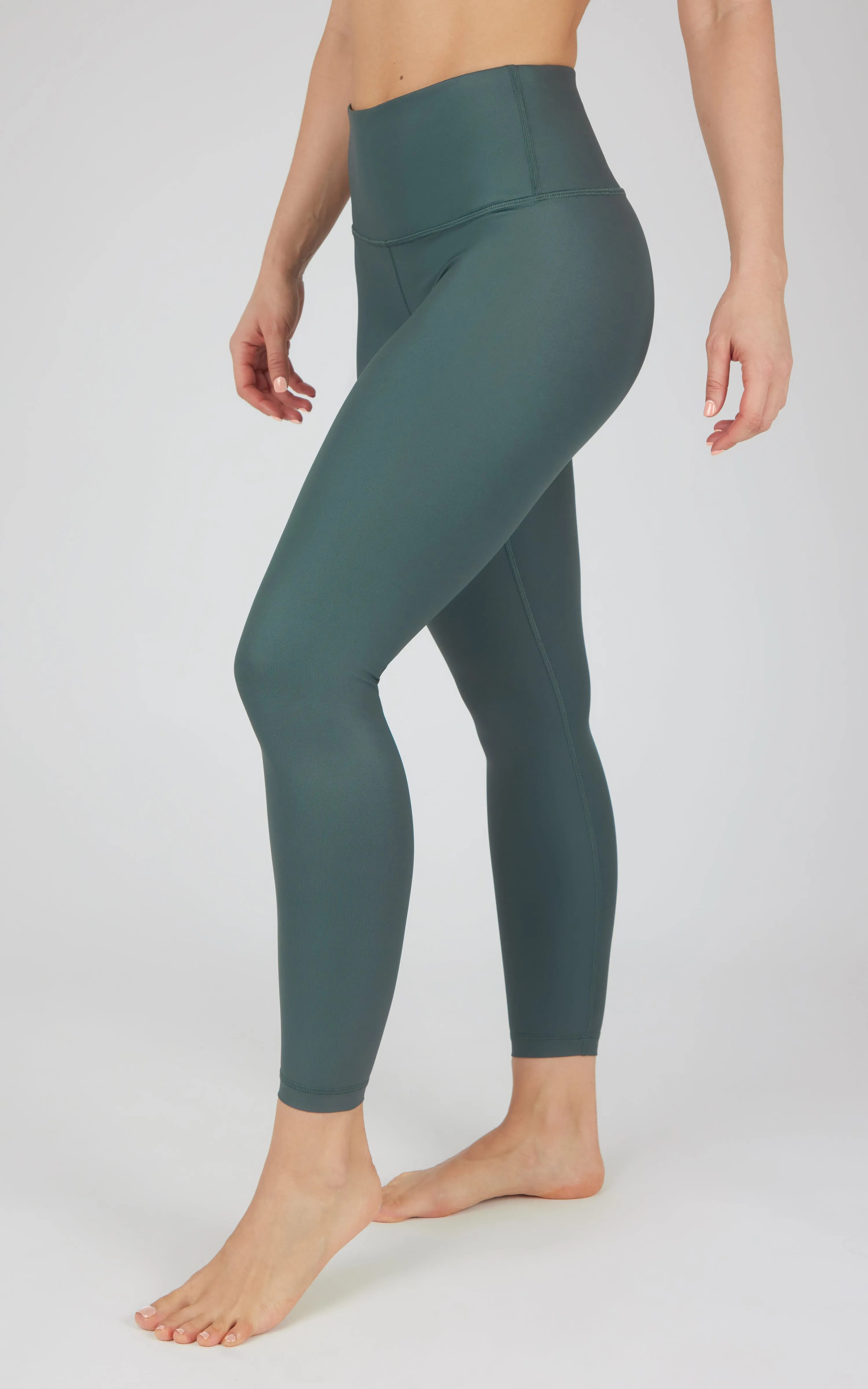 Interlink Faux Leather High Waist Cire Ankle Legging