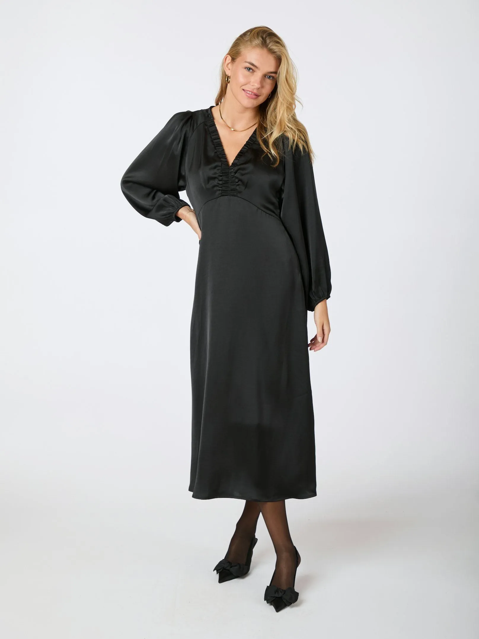 Isobel Heavy Sateen Dress - Black