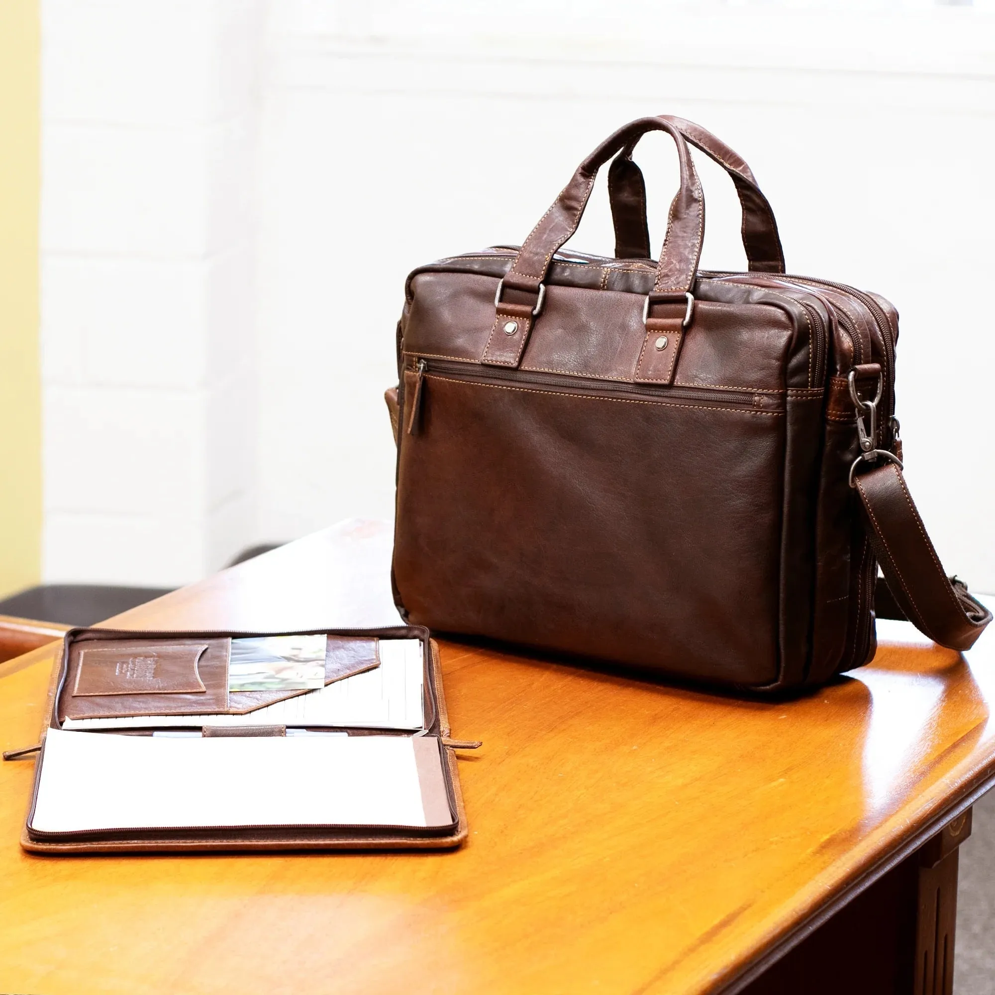 Jack Georges Voyager Large Triple Gusset Travel Briefcase