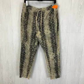 Jeans Boyfriend By Ymi In Snakeskin Print, Size: 1x