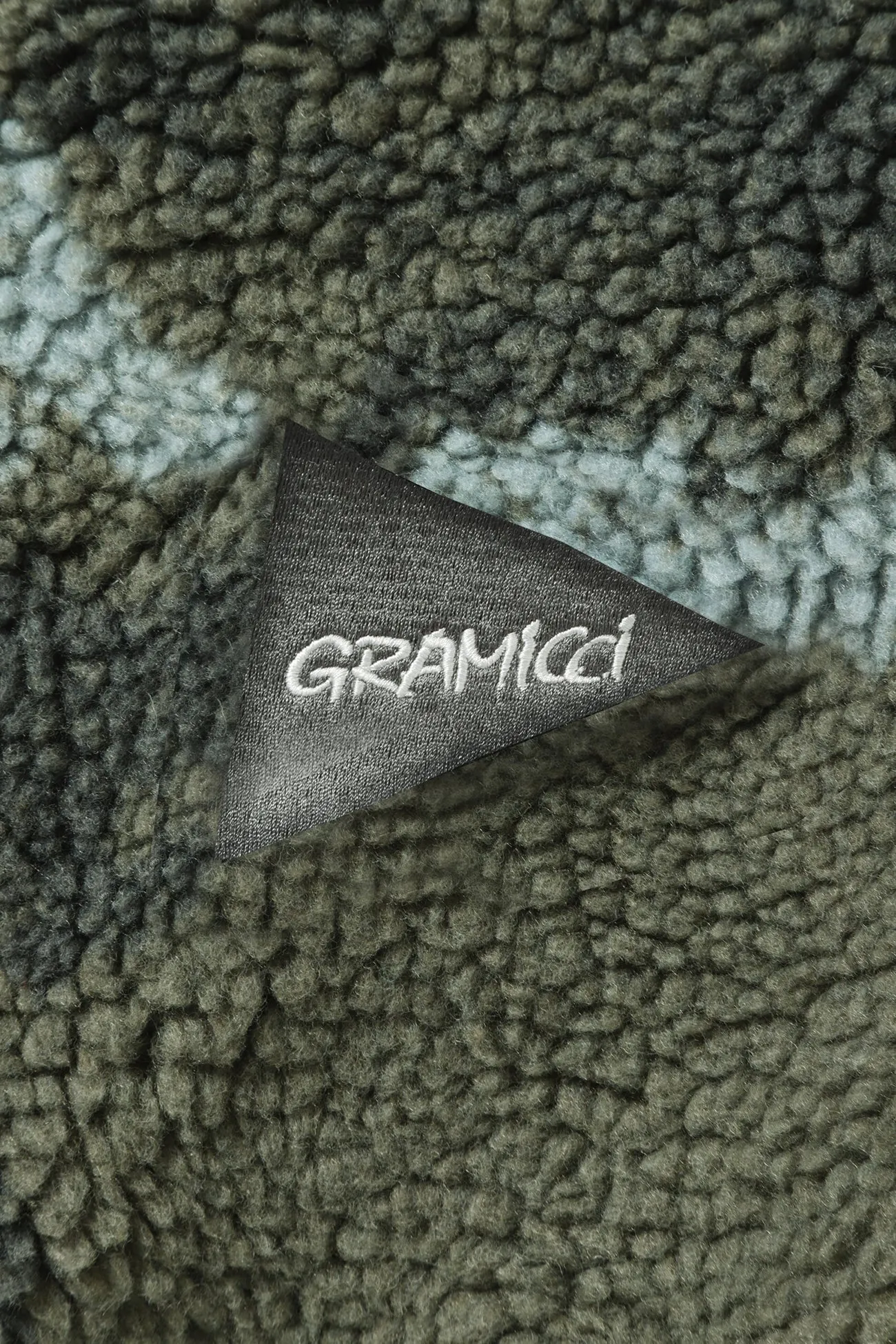 JQ Tape Fleece Vest - Camo