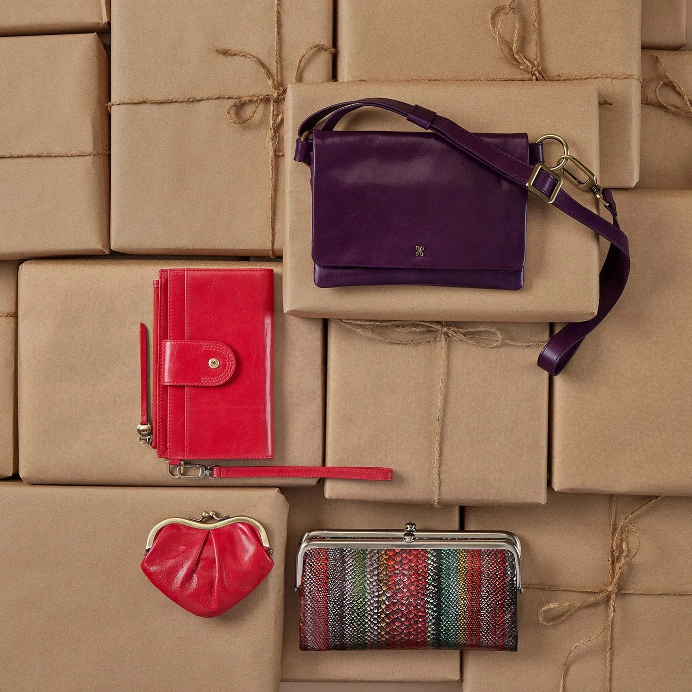 Kali Phone Wallet in Polished Leather - Claret