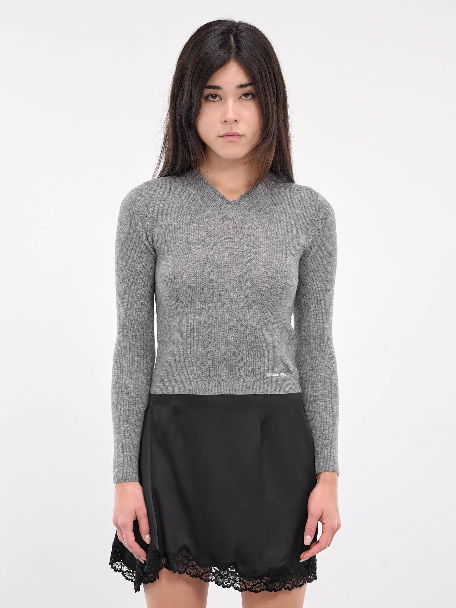 Lace-Trimmed V-Neck Knit Top (TO26-RTI068-GREY)