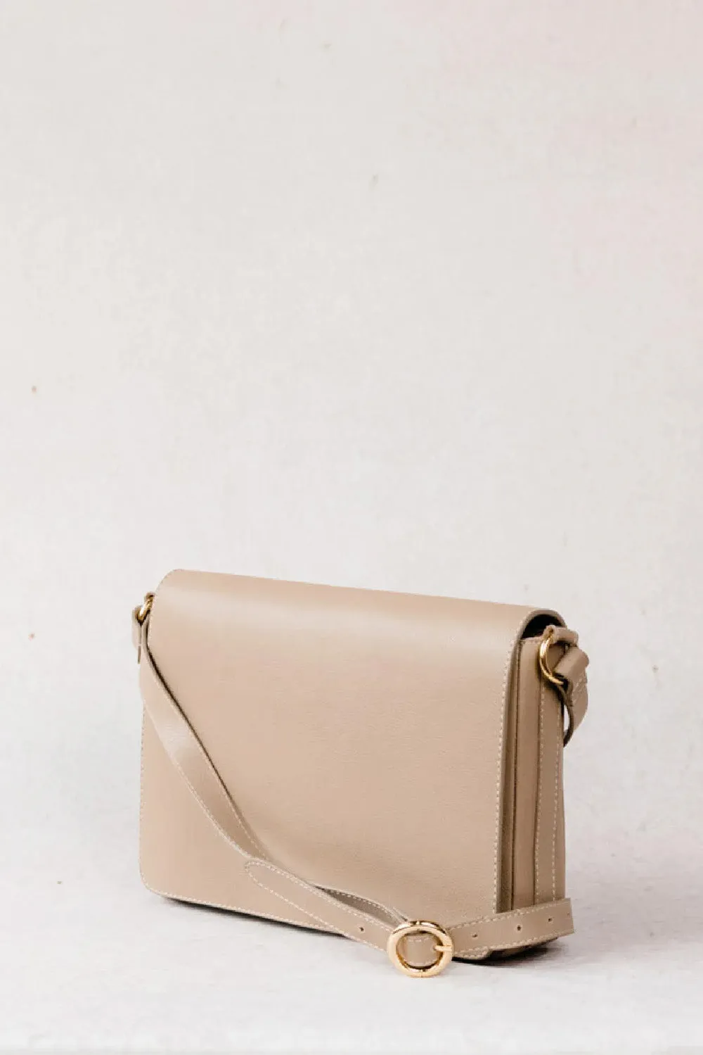LARI SLIM CROSSBODY - PEBBLED DRIFTWOOD