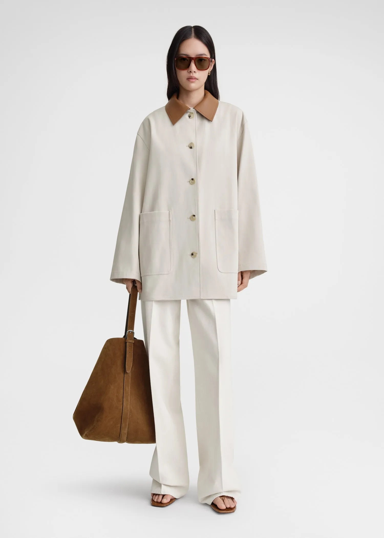 Leather-collar cotton barn jacket pebble