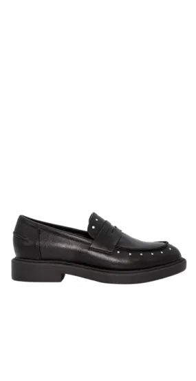 Loafers med nitter sort