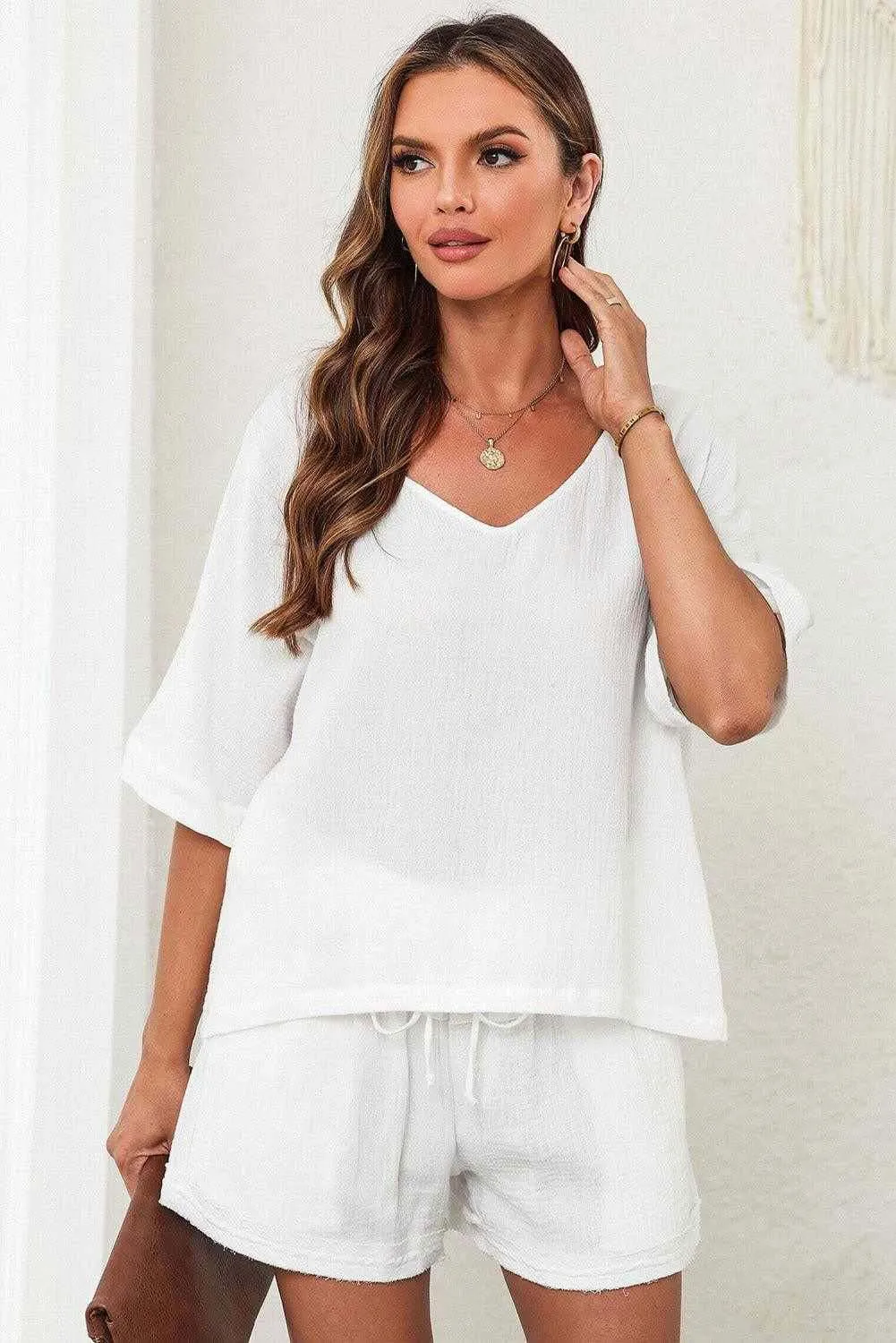 Loose V Neck Blouse Drawstring Raw Hem Shorts Set - Stylish Outfit
