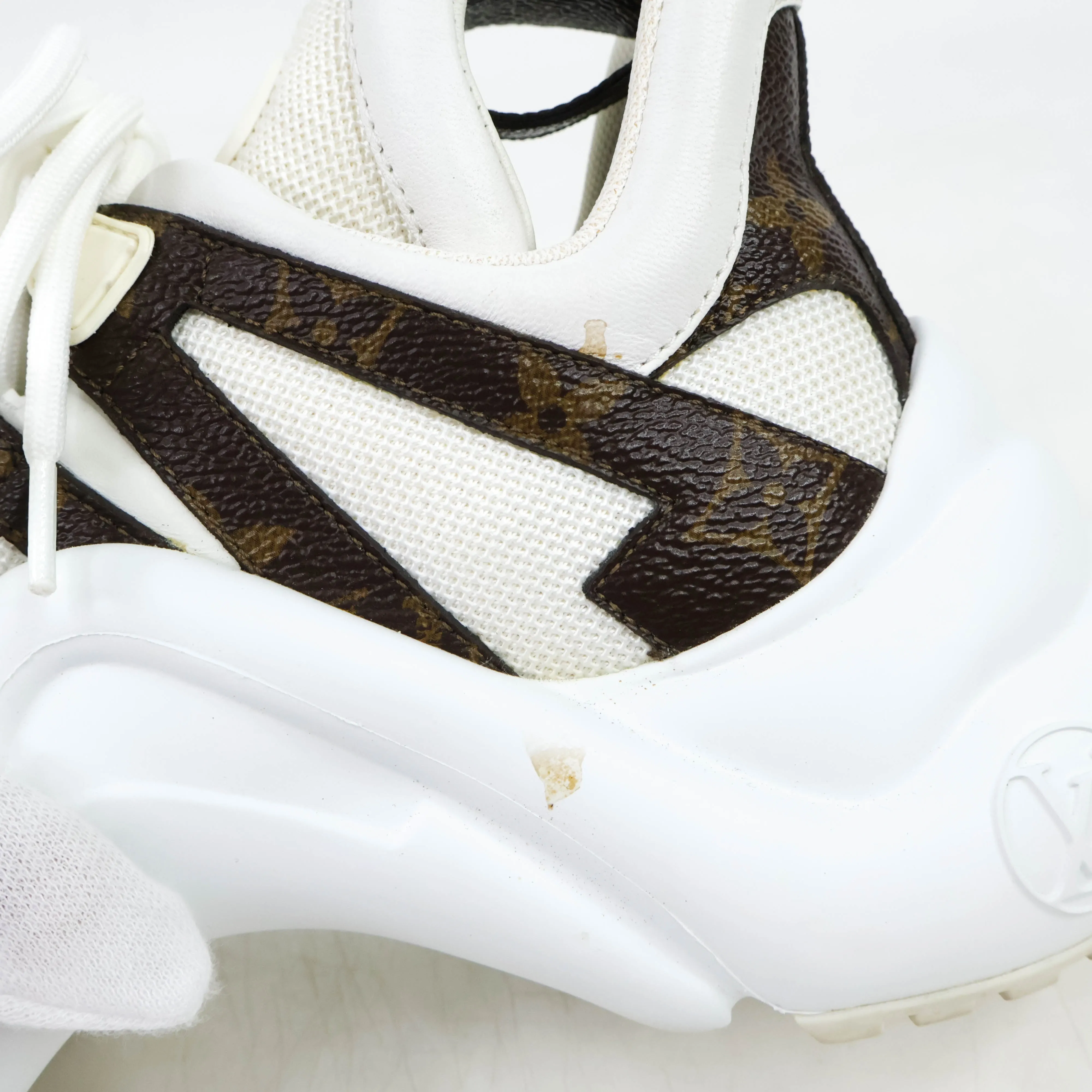 Louis Vuitton Archlight Sneakers White Monogram 35.5