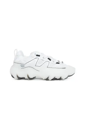 Low Prototype P1 running trainers
