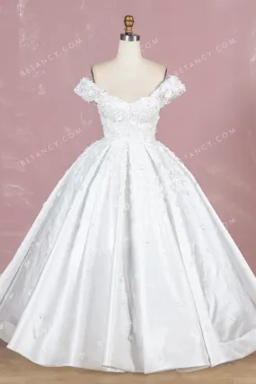 Luxurious Pearled 3D Flowers Off-shoulder Wedding Gown