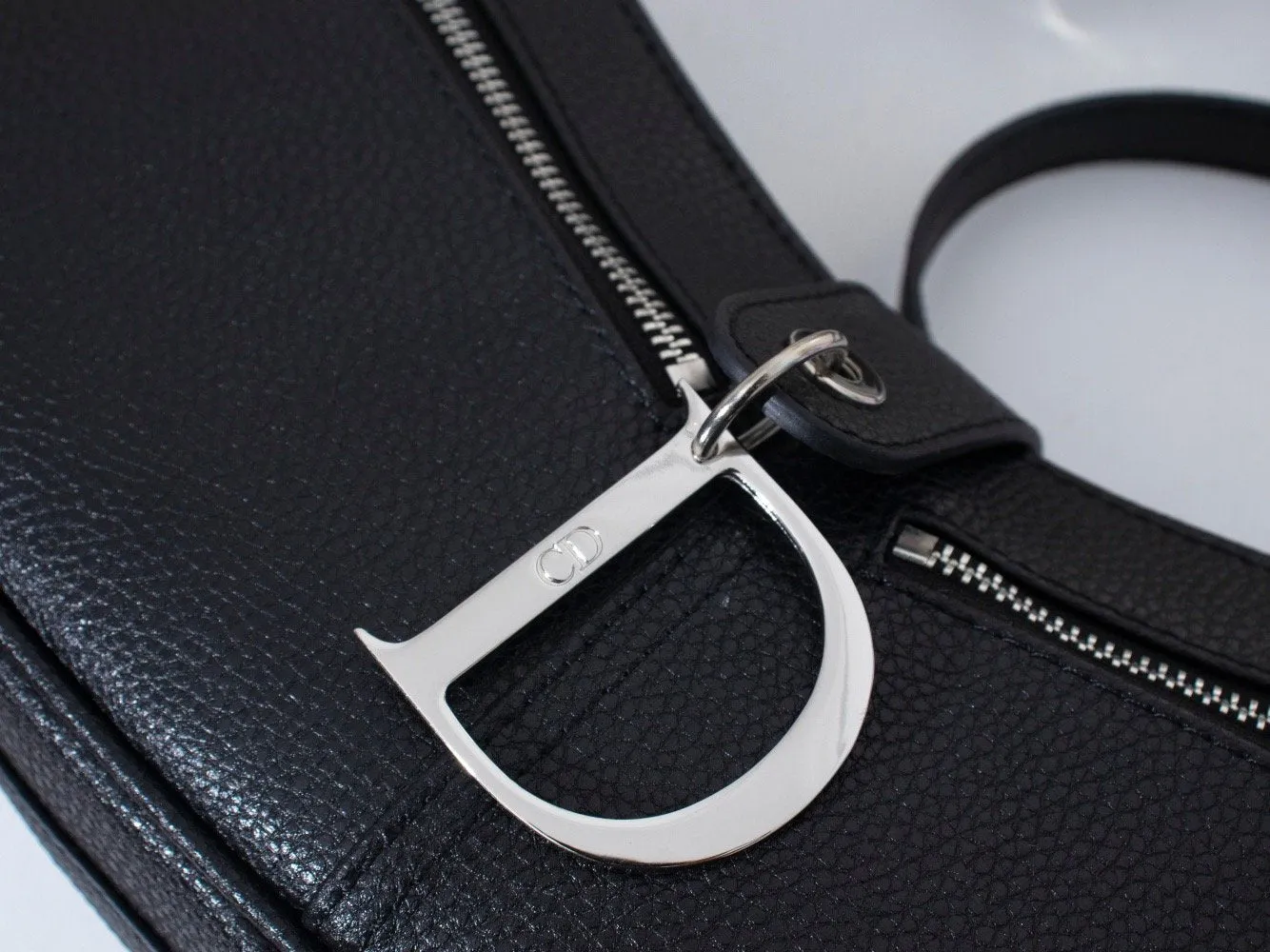 Luxury Handbags Christian Dior 160
