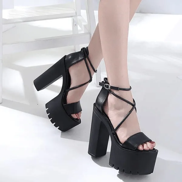Maya Heels
