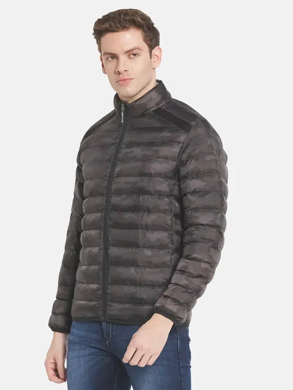 Men Black Camouflage Puffer Jacket