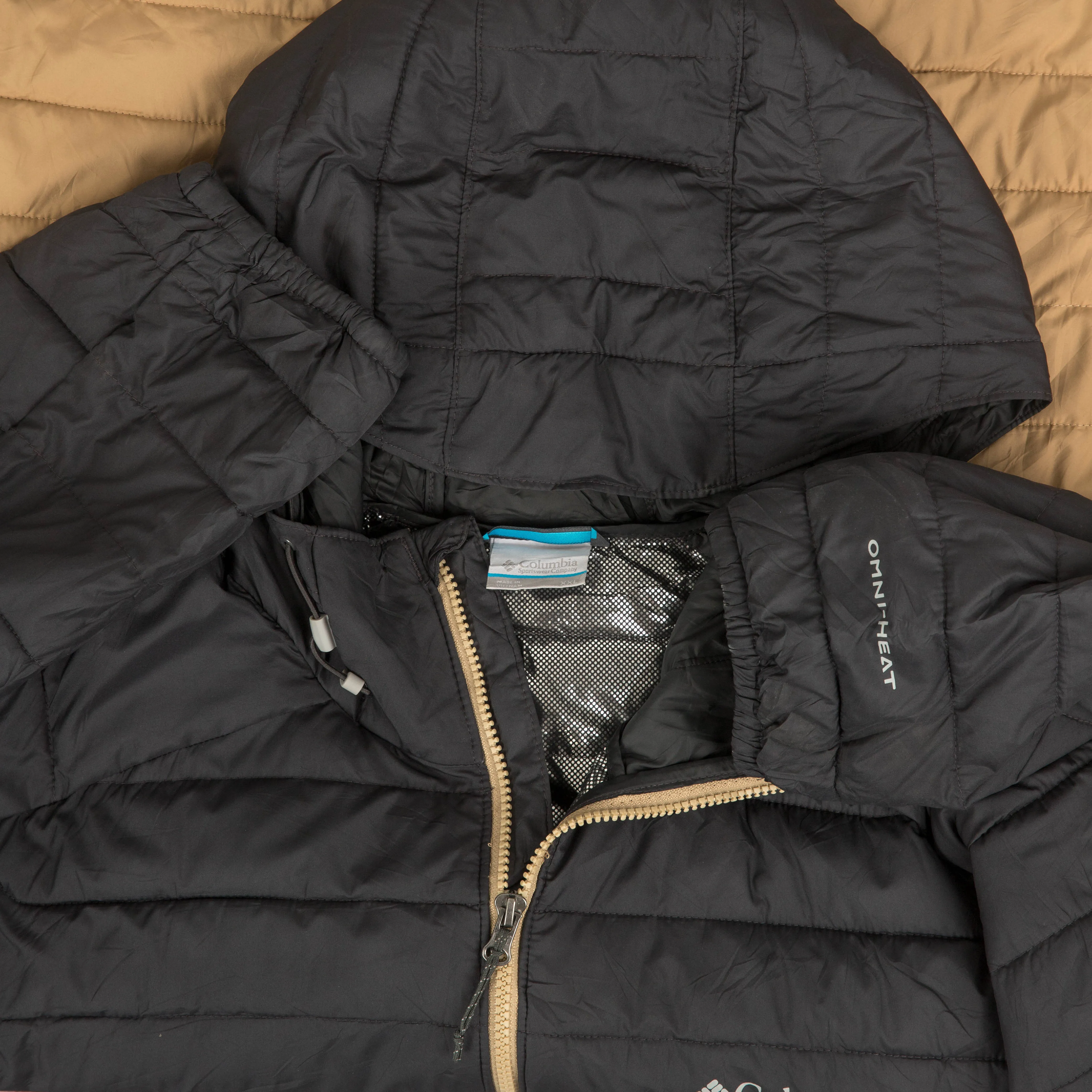 MEN'S VINTAGE COLUMBIA HOODED PUFFER JACKET - XX-LARGE