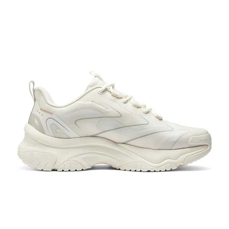 MOONHIKER - 183195/OFWT
