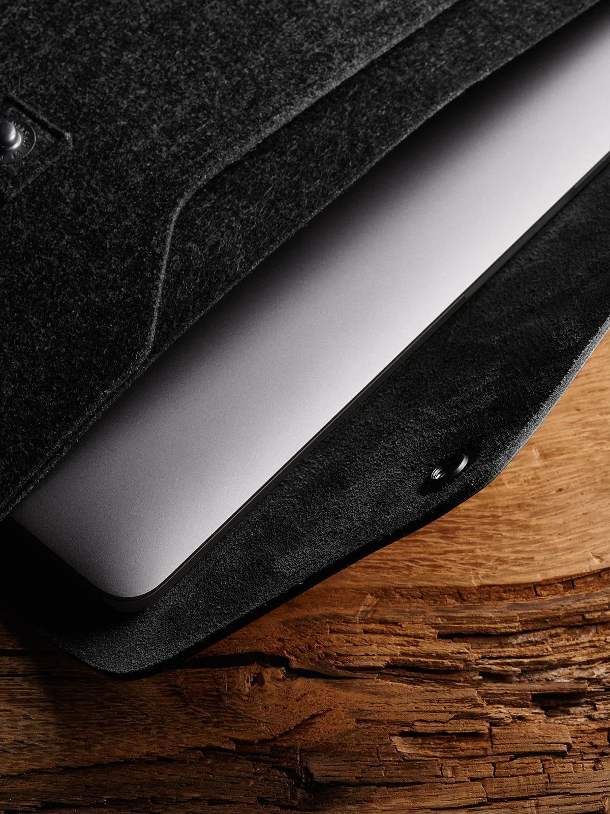 Mujjo Laptop Sleeve for Macbook 13 Inch Pro & Air Black