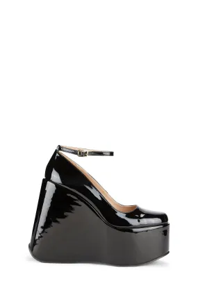 Munoz Wedge Heels - Black