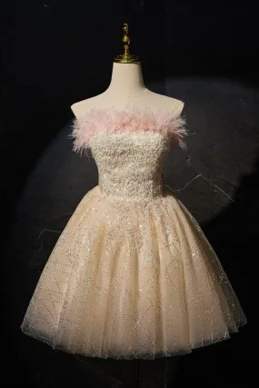 New Arrival A Line Strapless Short Homecoming Dresses with Feathers
