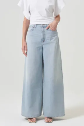 Wide-Leg Jeans
