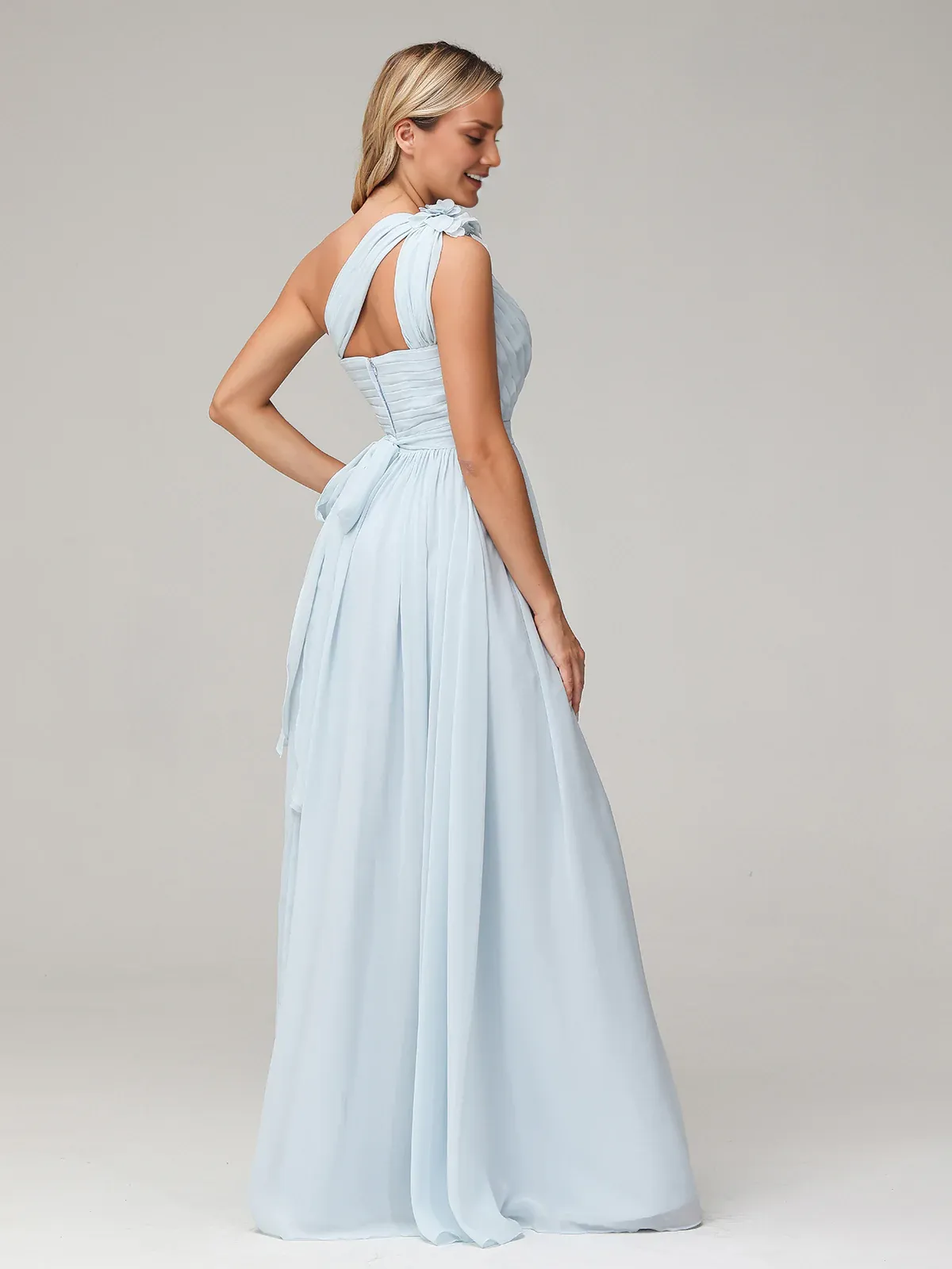 One Flower Shoulder Chiffon Dresses with Pocket Mist Ruched Bridesmaid Dresses