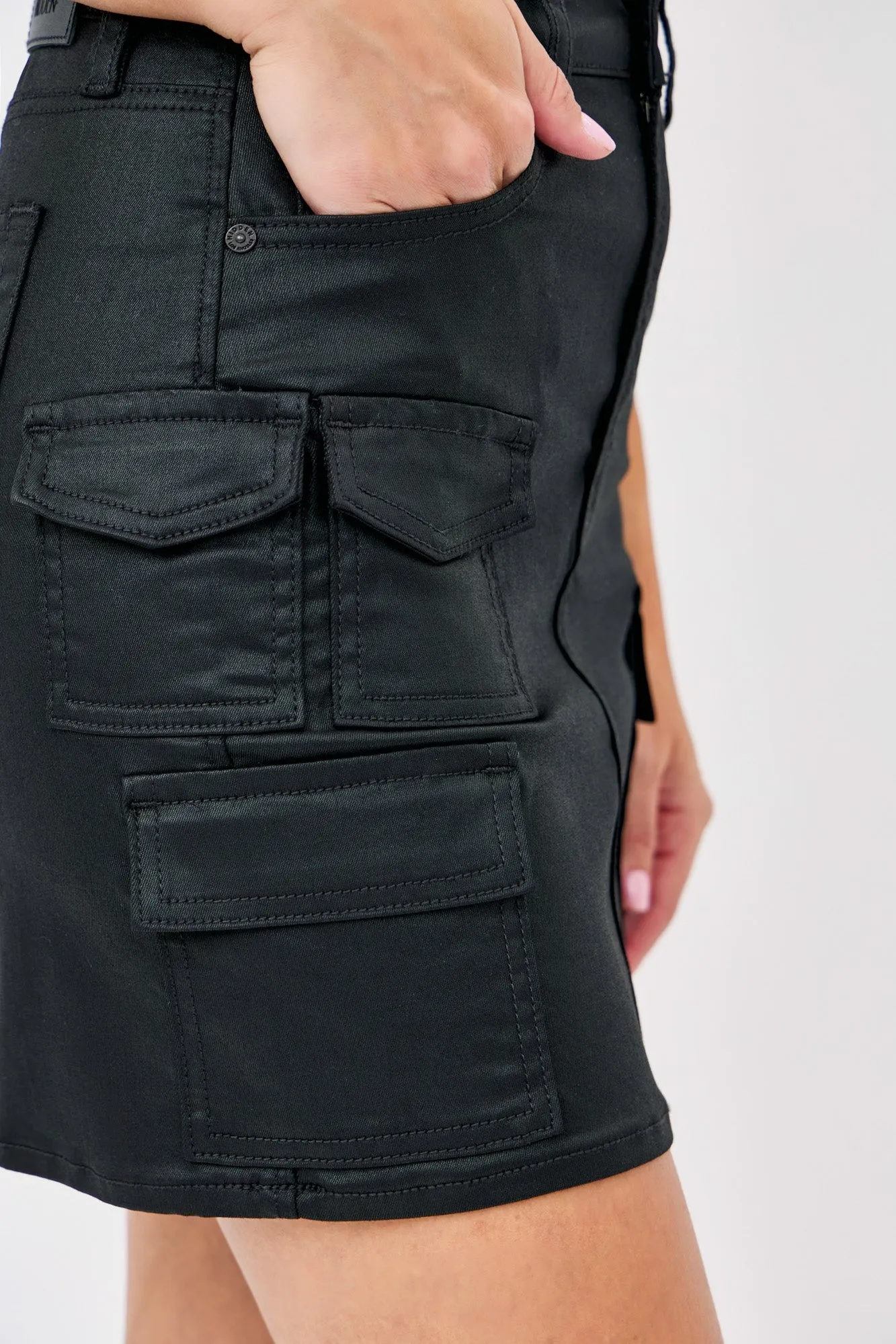 [PEYTON] Coated Cargo 14" Inseam Mini Skirt