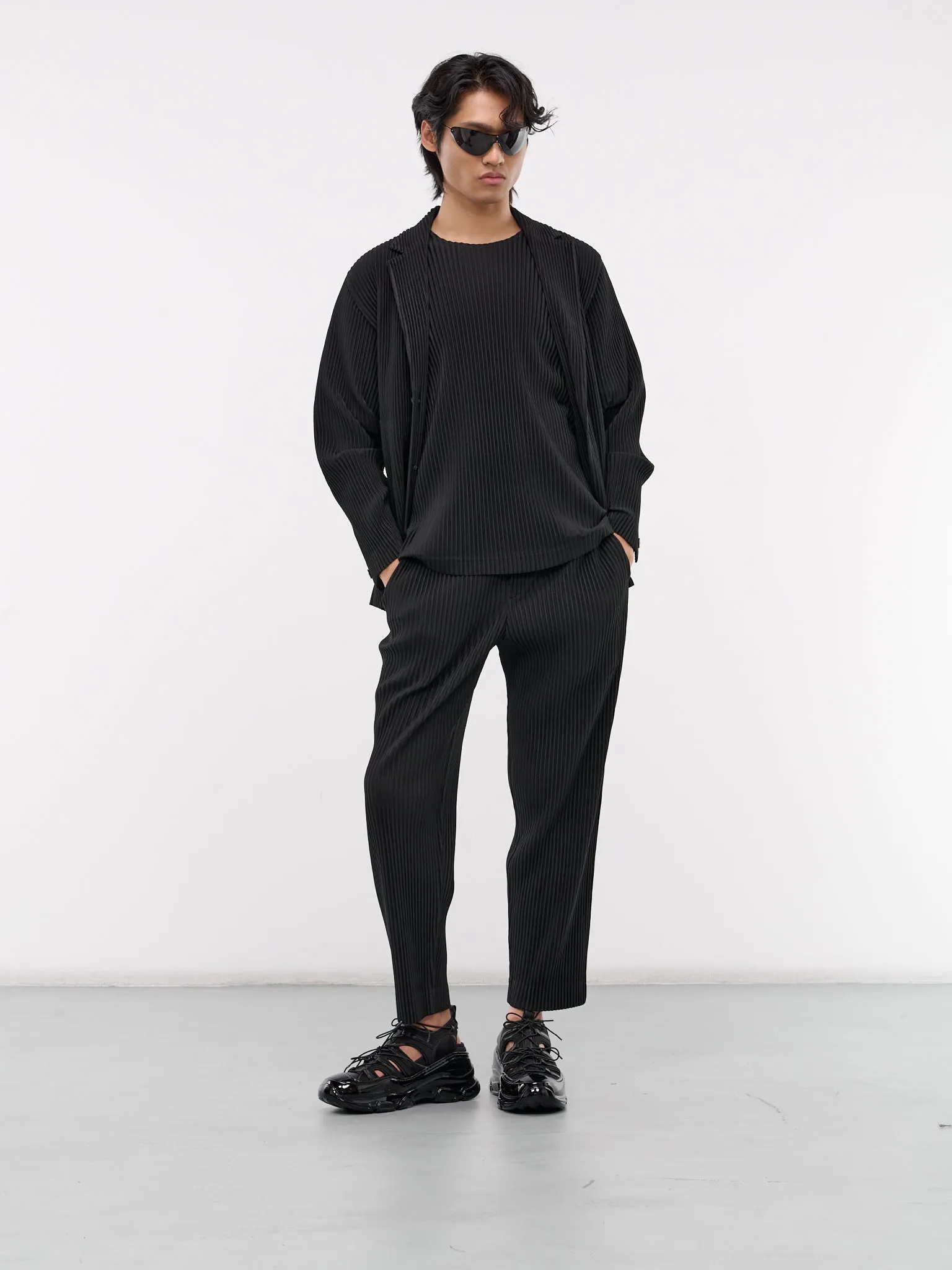 Pleated Blazer (HP48JD401-15-BLACK)