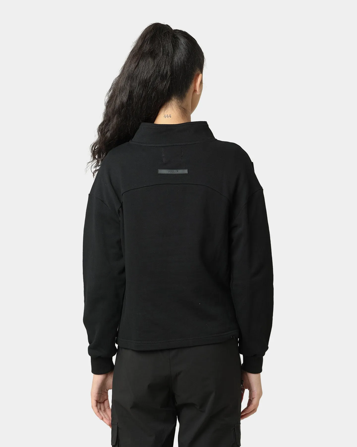 PYRA Women's Quarter Zip Pull Over Black