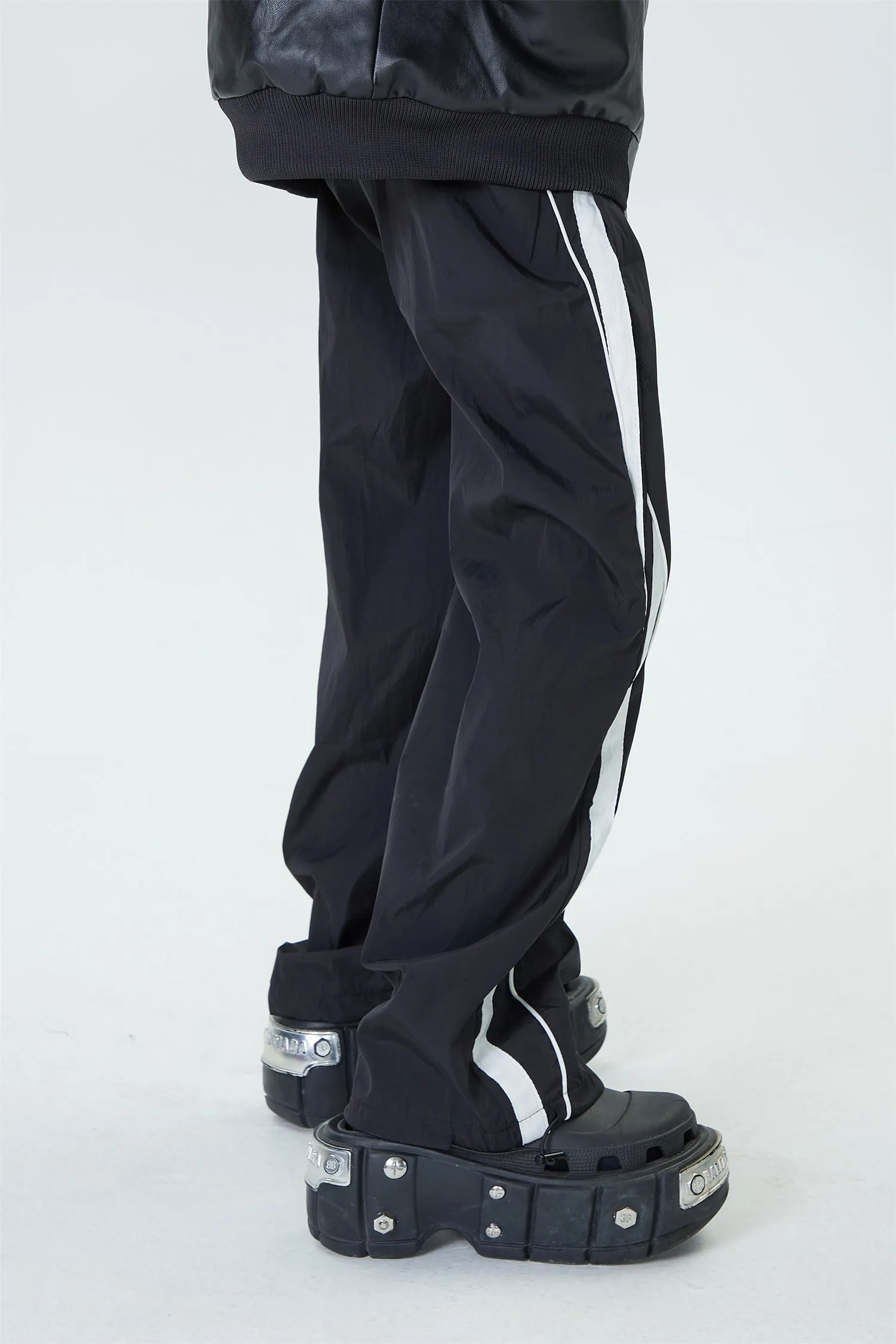 QS233A track pants