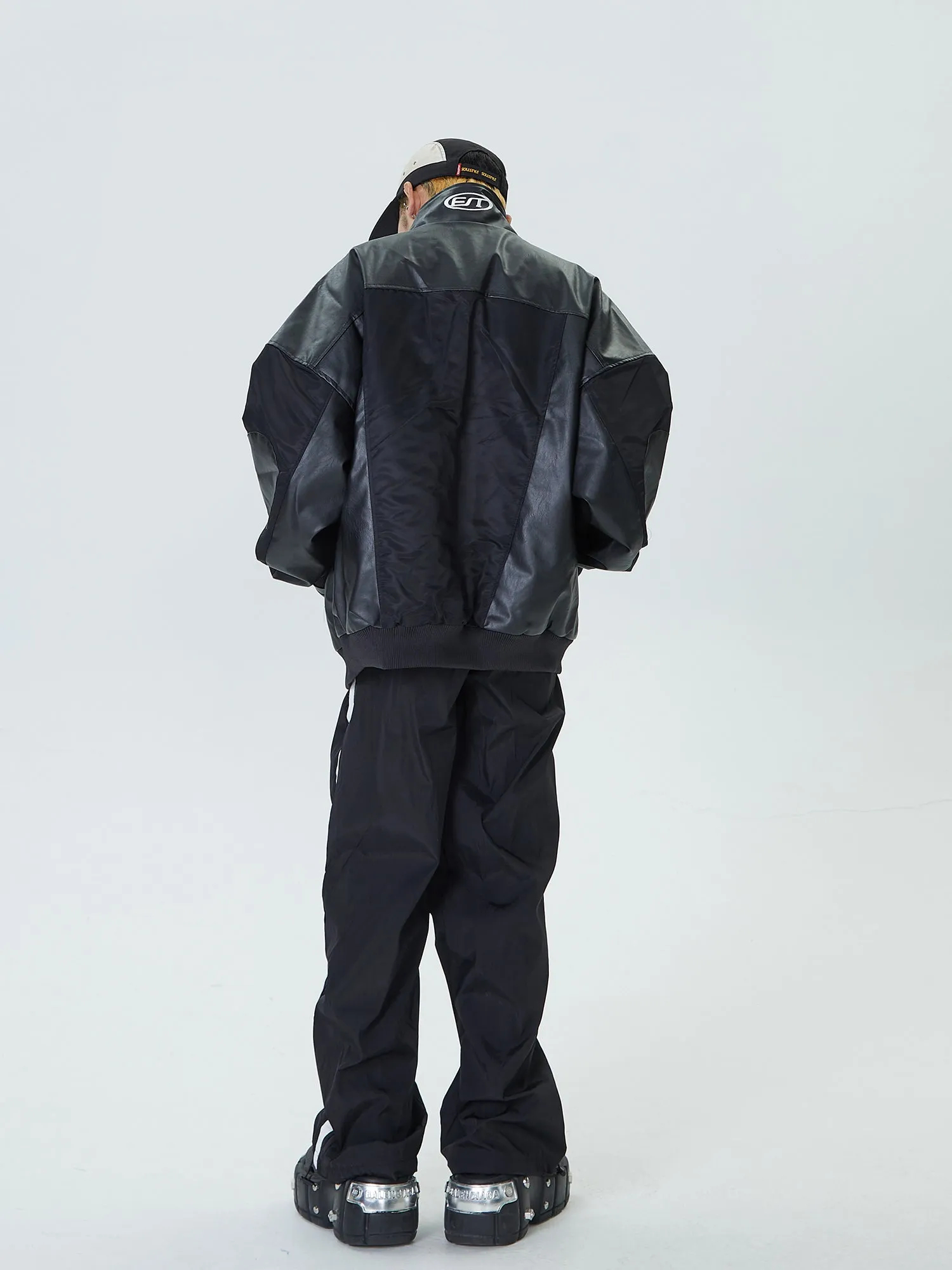 QS233A track pants