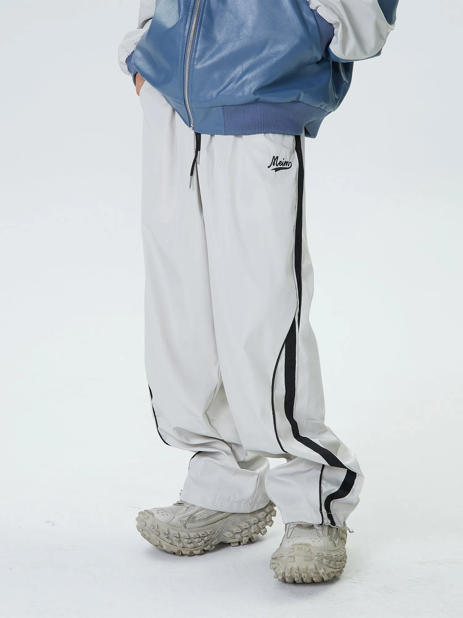 QS233A track pants