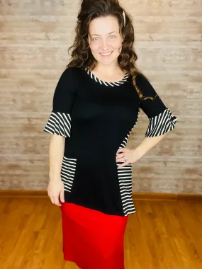 Rachel Black & White Pocket Top