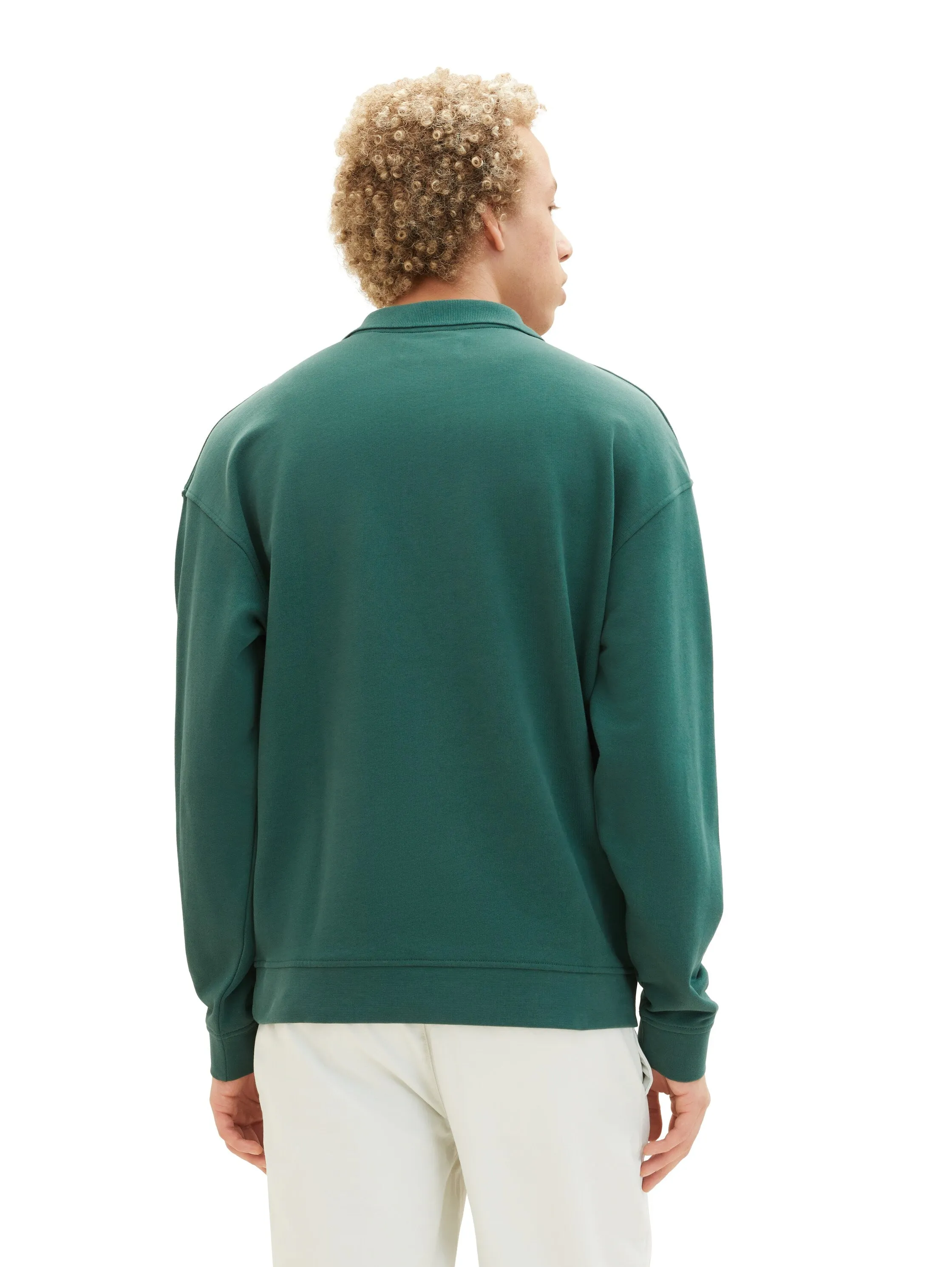 RELAXED SWEATER WITH COLLAR