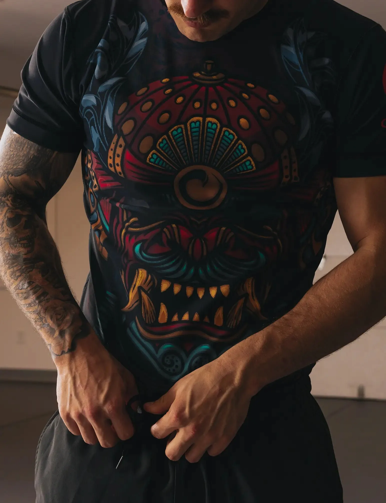 ROOTS MASK SS COMPRESSION RASHGUARD