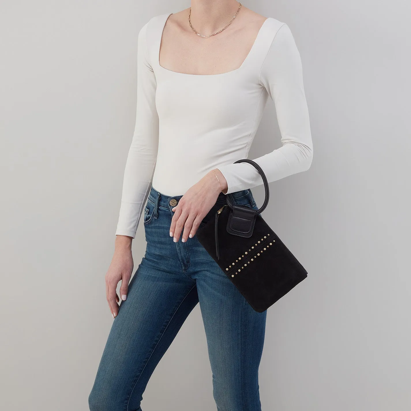 Sable Wristlet In Suede - Black