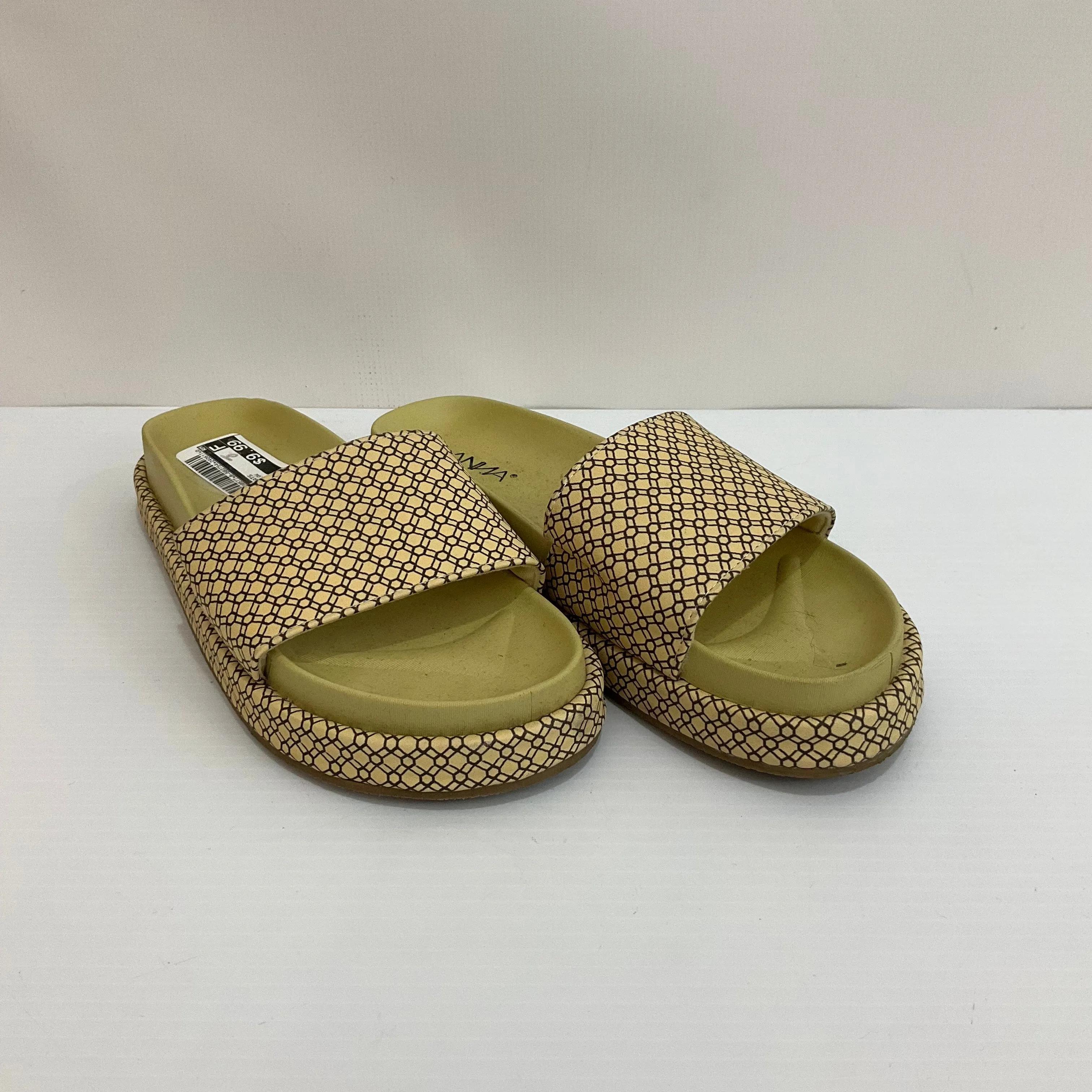 Sandals Flats By Anna In Brown & Yellow, Size: 8.5