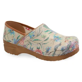 Sanita Bio Womens Clog In Beige