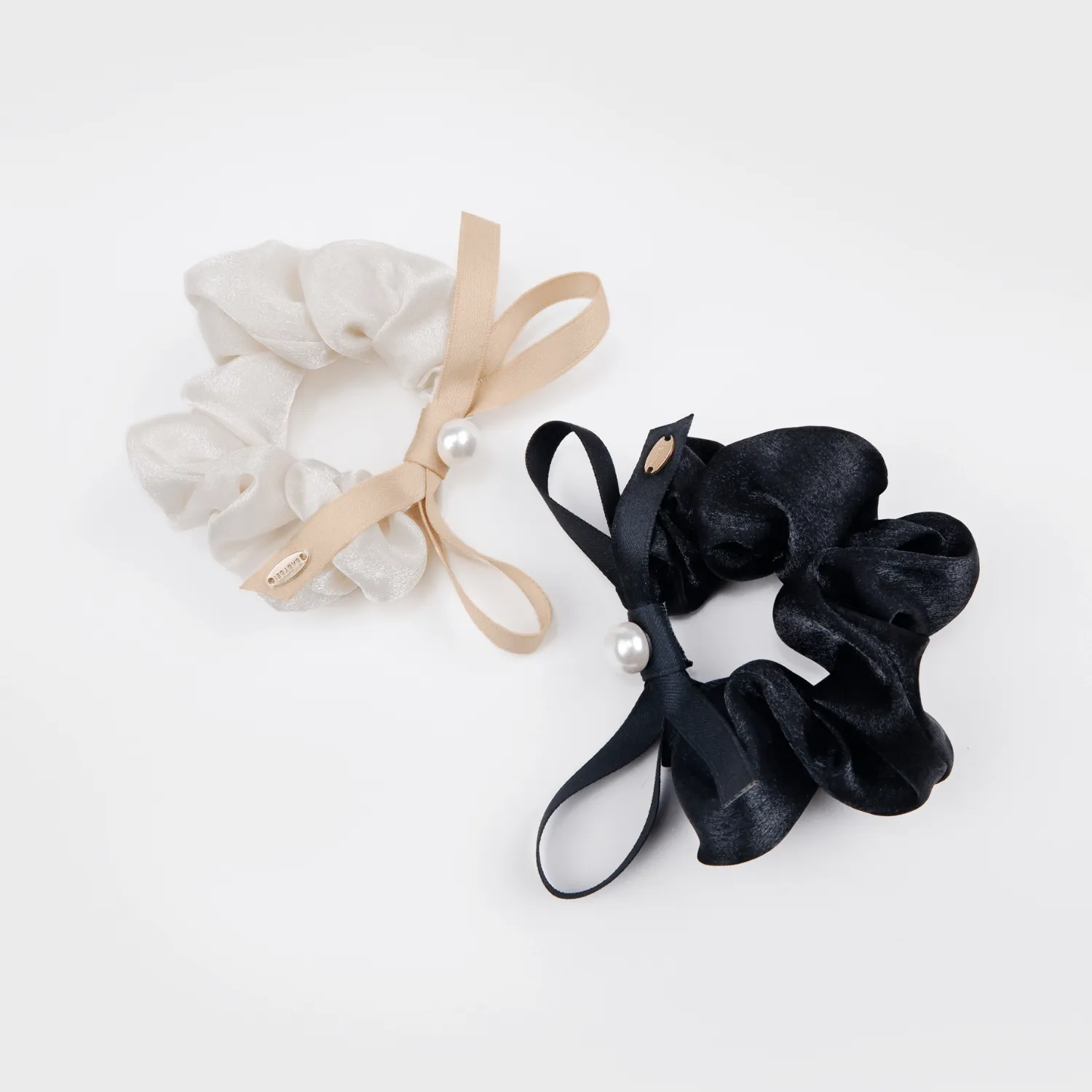 Satin Pearl Medium Scrunchie (Bow & 1 Bead)
