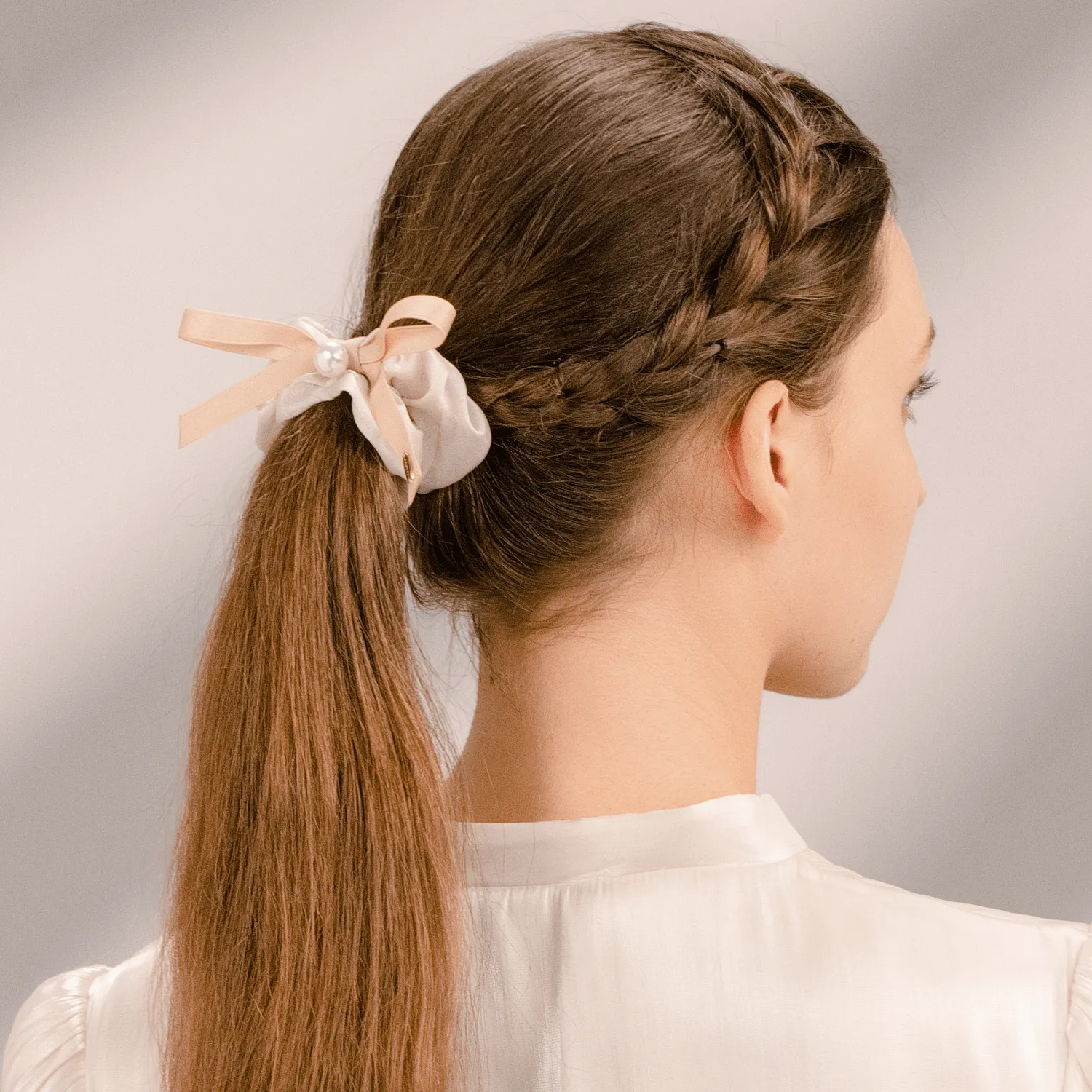 Satin Pearl Medium Scrunchie (Bow & 1 Bead)