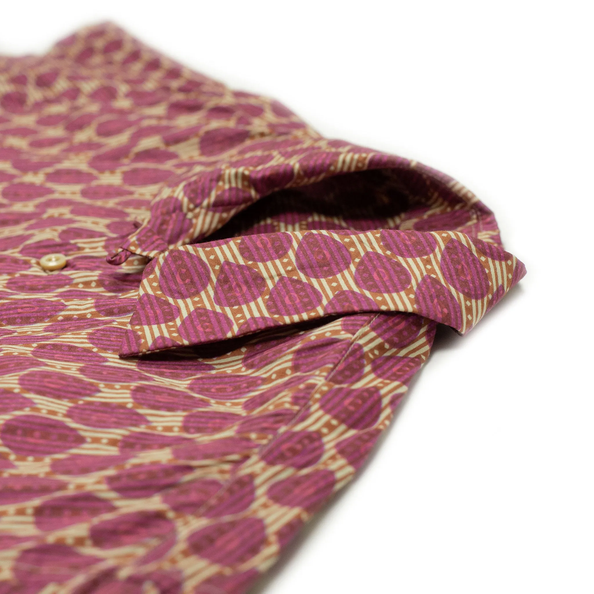 Short sleeve convertible collar shirt in magenta ikat print