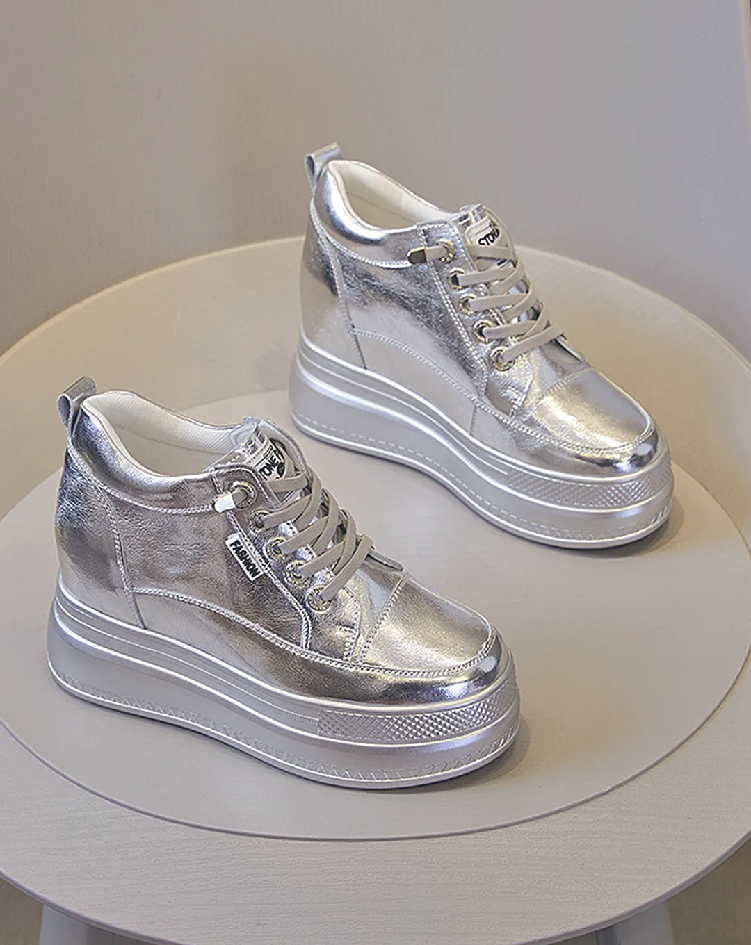 ♀本革／Silver Chunky Platform Sneakers