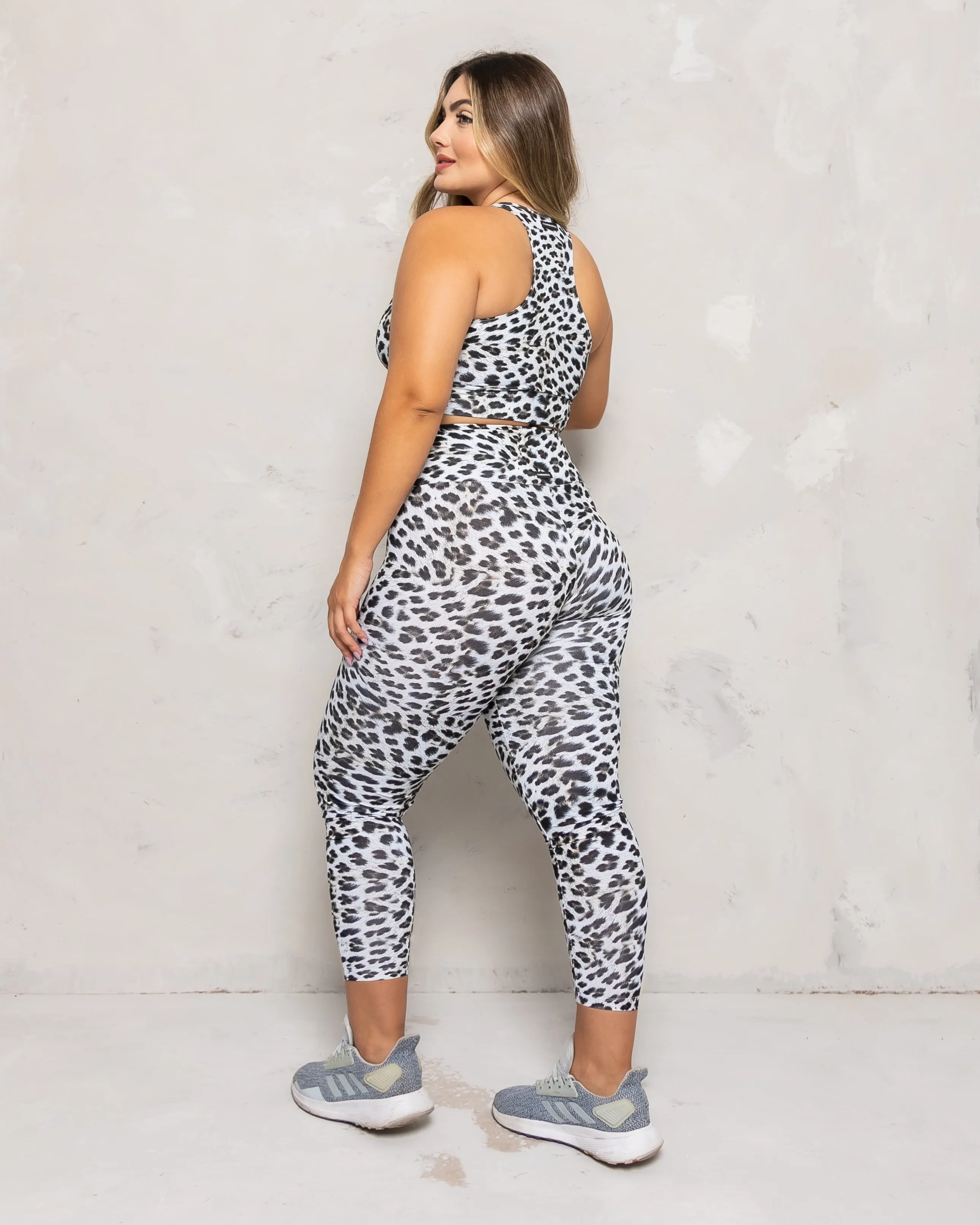 Snow Leopard High Rise 7/8 Leggings
