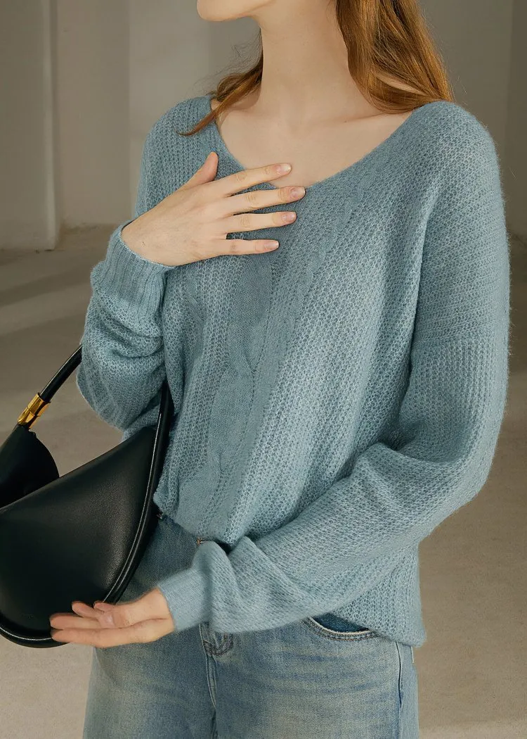 SOFT BLUE SLOUCHY SWEATER